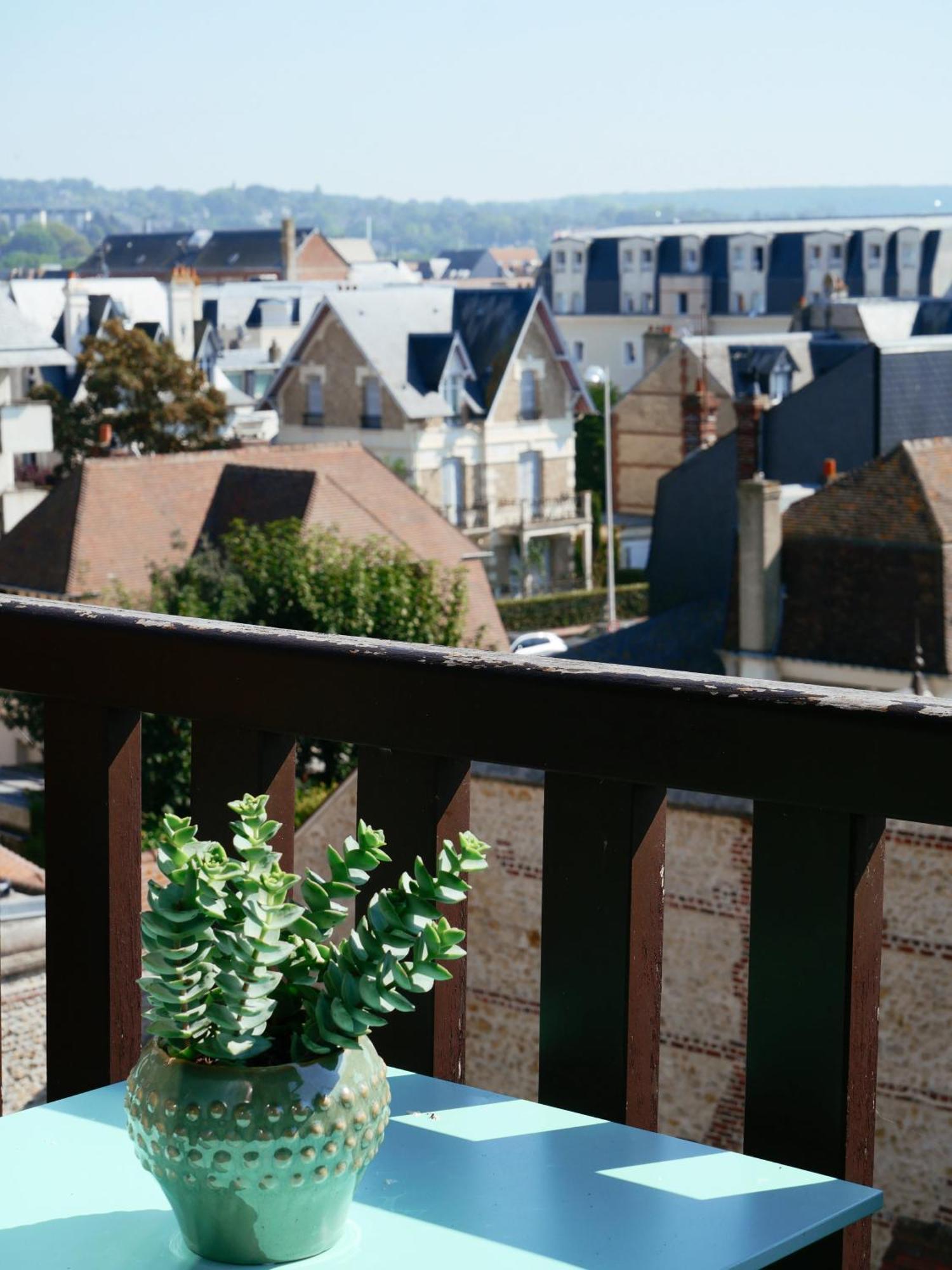 L'exclusif De - Ultra Centre, Balcon & Luxe Moderne Appartement Deauville